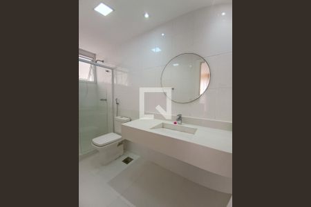 Casa de condomínio à venda com 600m², 5 quartos e 2 vagasBanheiro da Suíte 4