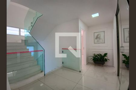 Casa de condomínio à venda com 600m², 5 quartos e 2 vagasHall dos Quartos