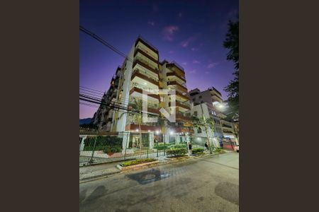 Apartamento à venda com 97m², 3 quartos e 1 vagaFachada do Condomínio