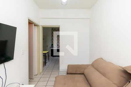 Sala de casa para alugar com 1 quarto, 40m² em Parque Colonial, São Paulo