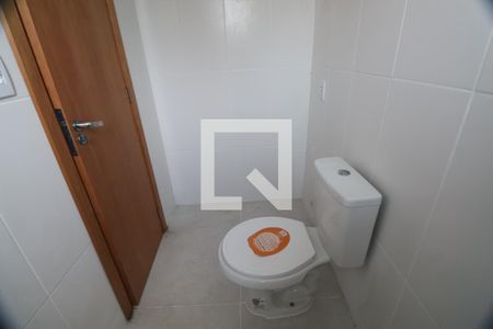 Casa à venda com 78m², 2 quartos e 1 vagaBanheiro da Suíte 1