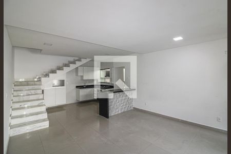 Sala de casa de condomínio à venda com 3 quartos, 150m² em Vargem Grande, Rio de Janeiro