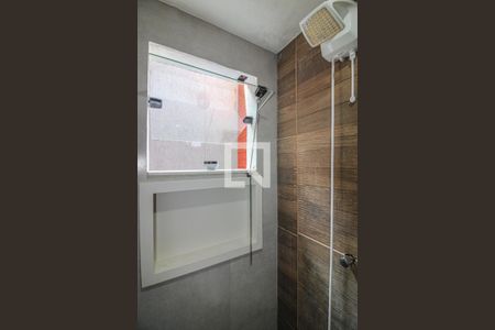 Casa de condomínio à venda com 150m², 3 quartos e 2 vagasSuíte 1 - Banheiro