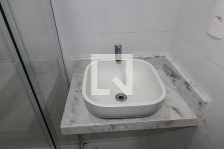 Casa de condomínio à venda com 150m², 3 quartos e 2 vagasBanheiro