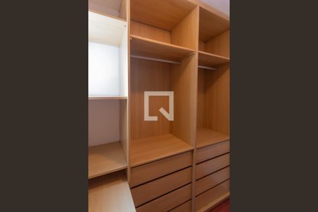 Apartamento à venda com 108m², 3 quartos e 2 vagasCloset