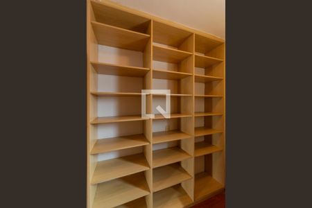 Apartamento à venda com 108m², 3 quartos e 2 vagasCloset