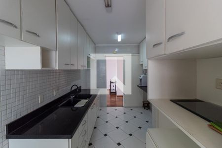 Apartamento à venda com 108m², 3 quartos e 2 vagasCozinha