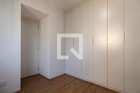 Quarto 2 de apartamento para alugar com 2 quartos, 33m² em Parque Fongaro, São Paulo