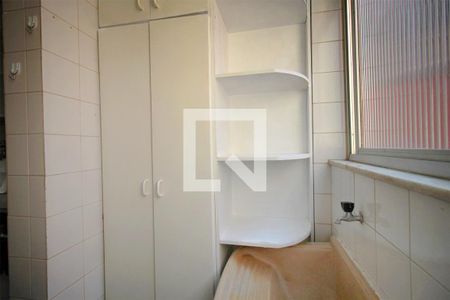 Apartamento à venda com 62m², 3 quartos e 1 vagaÁrea de Serviço