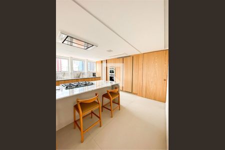 Apartamento à venda com 4 quartos, 332m² em Itaim Bibi, São Paulo