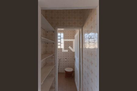 Casa à venda com 100m², 2 quartos e 2 vagas Casa à venda com 100m², 2 quartos e 2 vagasBanheiro