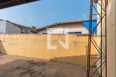 Casa à venda com 100m², 2 quartos e 2 vagas Casa à venda com 100m², 2 quartos e 2 vagasVista do Quarto 2