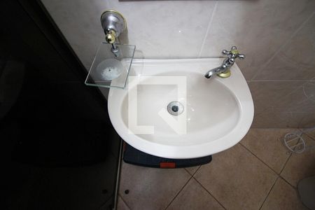 Casa à venda com 297m², 4 quartos e 5 vagasLavabo 2