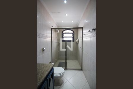 Casa à venda com 297m², 4 quartos e 5 vagasBanheiro Social