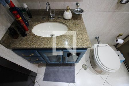 Casa à venda com 297m², 4 quartos e 5 vagasBanheiro Social