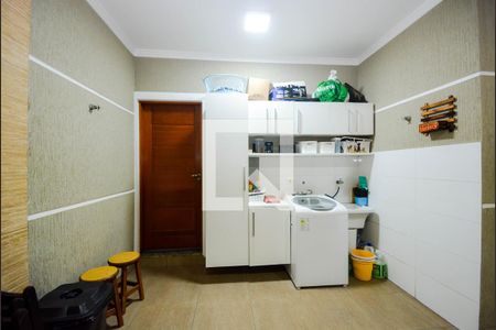Casa à venda com 130m², 3 quartos e 2 vagas Casa à venda com 130m², 3 quartos e 2 vagasÁrea de Serviço