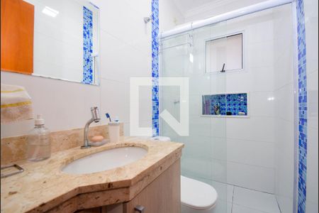 Casa à venda com 130m², 3 quartos e 2 vagas Casa à venda com 130m², 3 quartos e 2 vagasBanheiro Social