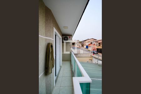 Casa à venda com 130m², 3 quartos e 2 vagas Casa à venda com 130m², 3 quartos e 2 vagasVaranda da Suíte