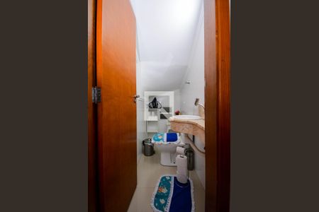 Casa à venda com 130m², 3 quartos e 2 vagas Casa à venda com 130m², 3 quartos e 2 vagasLavabo