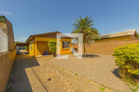 Casa à venda com 90m², 3 quartos e 3 vagas Casa à venda com 90m², 3 quartos e 3 vagasPátio