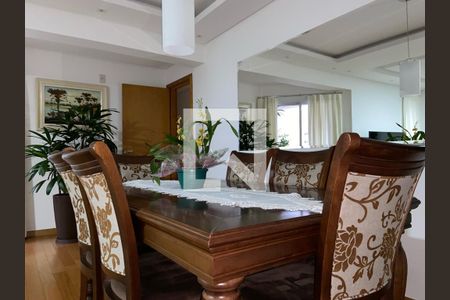 Apartamento à venda com 153m², 3 quartos e 3 vagas Apartamento à venda com 153m², 3 quartos e 3 vagasSala