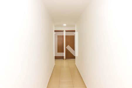 Apartamento à venda com 56m², 2 quartos e 1 vaga Apartamento à venda com 56m², 2 quartos e 1 vagaCorredor