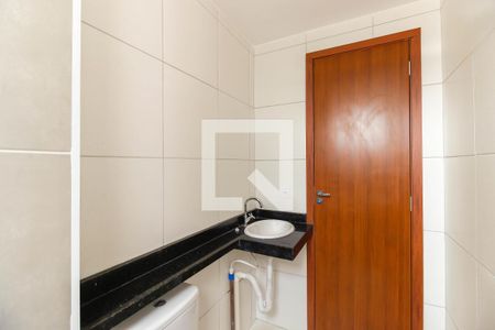 Apartamento à venda com 56m², 2 quartos e 1 vaga Apartamento à venda com 56m², 2 quartos e 1 vagaBanheiro