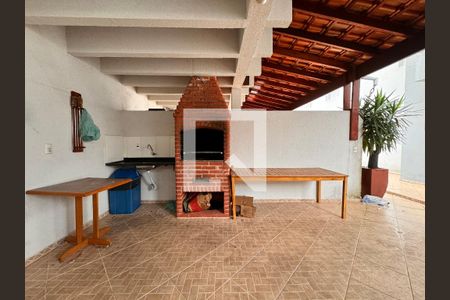 Apartamento para alugar com 55m², 2 quartos e 1 vagaÁrea comum - Churrasqueira