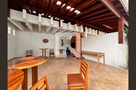 Apartamento para alugar com 55m², 2 quartos e 1 vagaÁrea comum