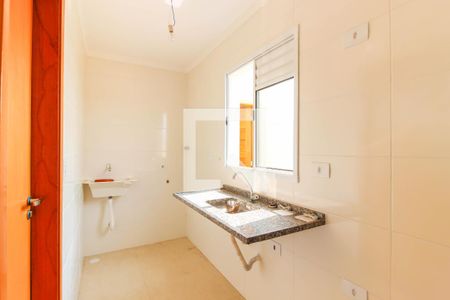 Cozinha e Área de Serviço de apartamento à venda com 2 quartos, 34m² em Vila São Geraldo, São Paulo