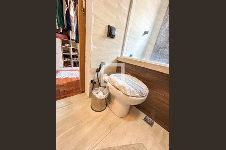 Casa à venda com 150m², 2 quartos e 1 vaga Casa à venda com 150m², 2 quartos e 1 vagaBanheiro da Suíte 2