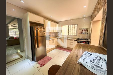 Casa à venda com 150m², 2 quartos e 1 vaga Casa à venda com 150m², 2 quartos e 1 vagaCozinha