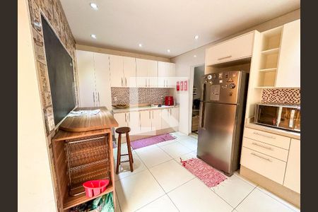 Casa à venda com 150m², 2 quartos e 1 vaga Casa à venda com 150m², 2 quartos e 1 vagaCozinha