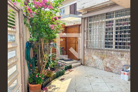 Casa à venda com 150m², 2 quartos e 1 vaga Casa à venda com 150m², 2 quartos e 1 vagaGaragem/ Jardim