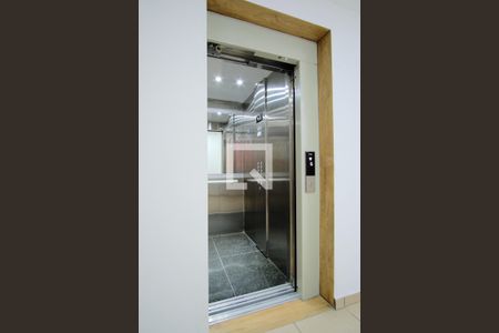 Apartamento à venda com 51m², 2 quartos e 1 vagaÁrea comum