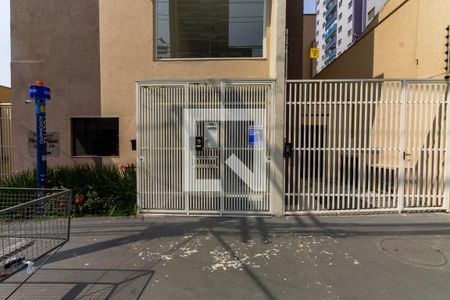 Apartamento à venda com 51m², 2 quartos e 1 vaga Apartamento à venda com 51m², 2 quartos e 1 vagaFachada