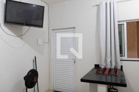 Quarto/Sala de kitnet/studio para alugar com 1 quarto, 20m² em Bonfim, Belo Horizonte
