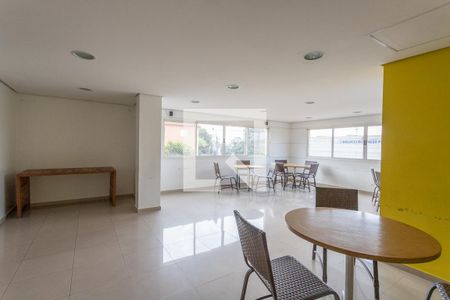 Apartamento à venda com 61m², 3 quartos e 1 vaga Apartamento à venda com 61m², 3 quartos e 1 vagaÁrea comum - Salão de festas