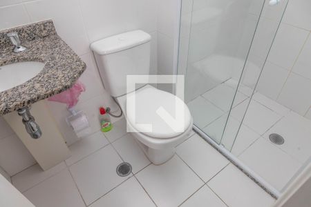 Apartamento à venda com 61m², 3 quartos e 1 vaga Apartamento à venda com 61m², 3 quartos e 1 vagaBanheiro da suíte