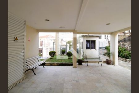 Apartamento para alugar com 52m², 2 quartos e 1 vagaHall social