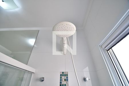 Casa de condomínio à venda com 253m², 4 quartos e 4 vagasBanheiro 2