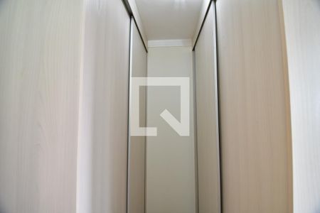 Casa de condomínio à venda com 253m², 4 quartos e 4 vagasQuarto 4 - Suíte Closet