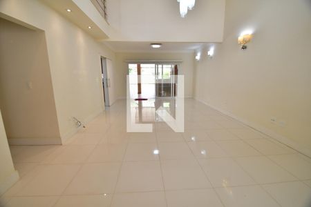 Sala de casa de condomínio à venda com 4 quartos, 253m² em Vila Hollândia, Campinas