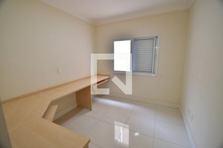 Sala / Escritório de casa de condomínio à venda com 4 quartos, 253m² em Vila Hollândia, Campinas