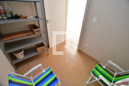 Casa de condomínio à venda com 253m², 4 quartos e 4 vagasQuarto de Serviço