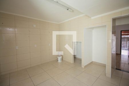 Cozinha  de casa para alugar com 2 quartos, 140m² em Vila Constança, São Paulo