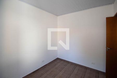 Quarto 2 de casa para alugar com 2 quartos, 140m² em Vila Constança, São Paulo