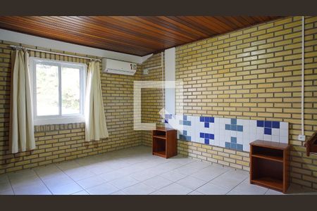 Quarto 1 de casa de condomínio para alugar com 2 quartos, 80m² em Barra da Lagoa, Florianópolis