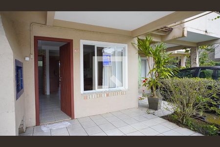 Casa de condomínio para alugar com 80m², 2 quartos e 1 vagaFachada