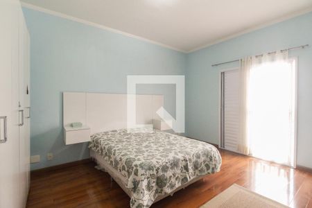 Casa à venda com 218m², 3 quartos e 2 vagasSuíte 